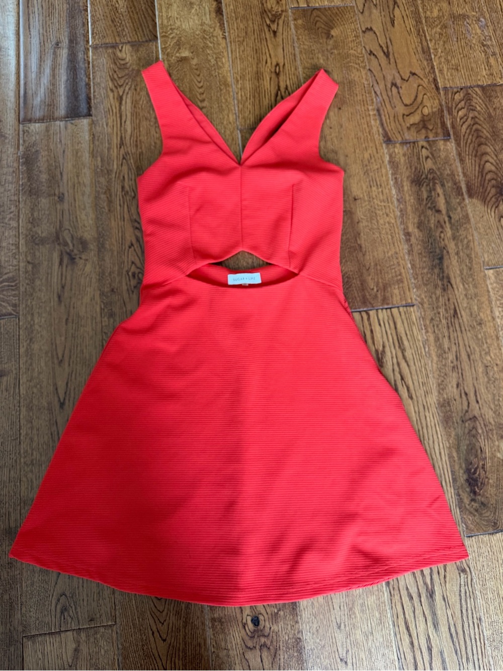 Surgarlips Red Fit Flare Cut out- S perfect condition smoke pet free home